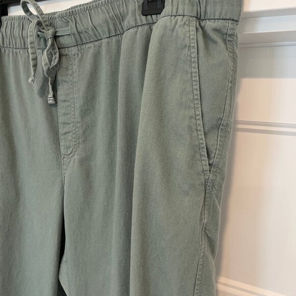 NWOT GAP Women Green Mid Rise Easy Twill Pull-on Pants, XL - Picture 3 of 8
